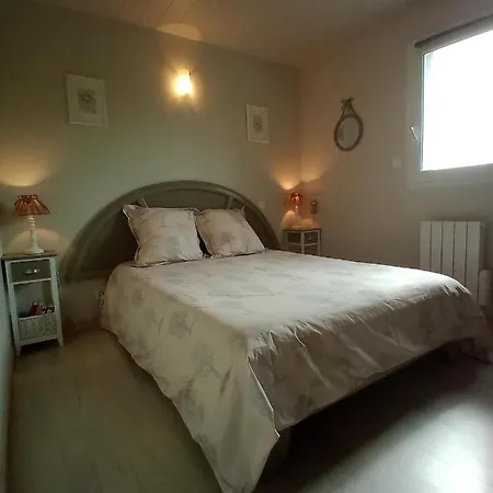 Holiday home Les Bambous En Baie Du Mont St Michel Dragey