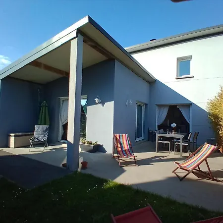 Holiday home Les Bambous En Baie Du Mont St Michel Dragey