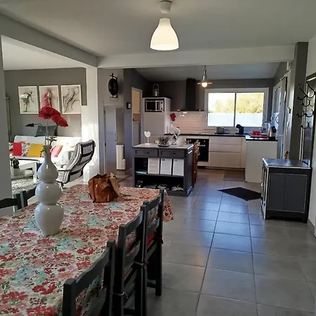 Holiday home Les Bambous En Baie Du Mont St Michel